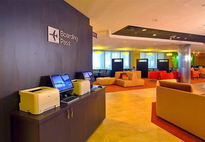 Hotel Courtyard By Marriott New York Laguardia Airport Restaurace fotografie
