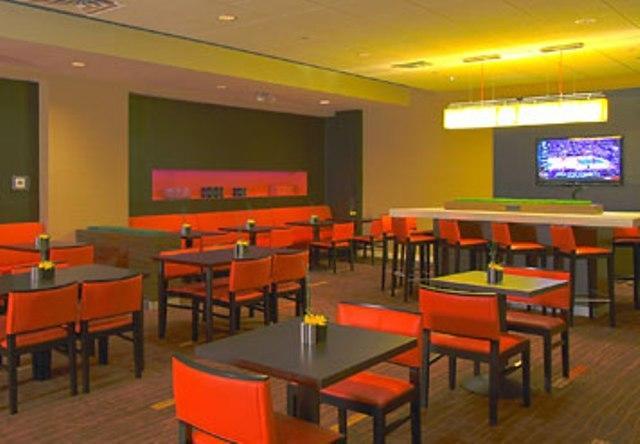 Hotel Courtyard By Marriott New York Laguardia Airport Restaurace fotografie